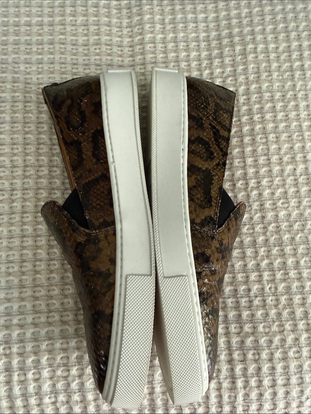 Aquatalia Loafers size 7.5 worn once! - Picture 3 of 8